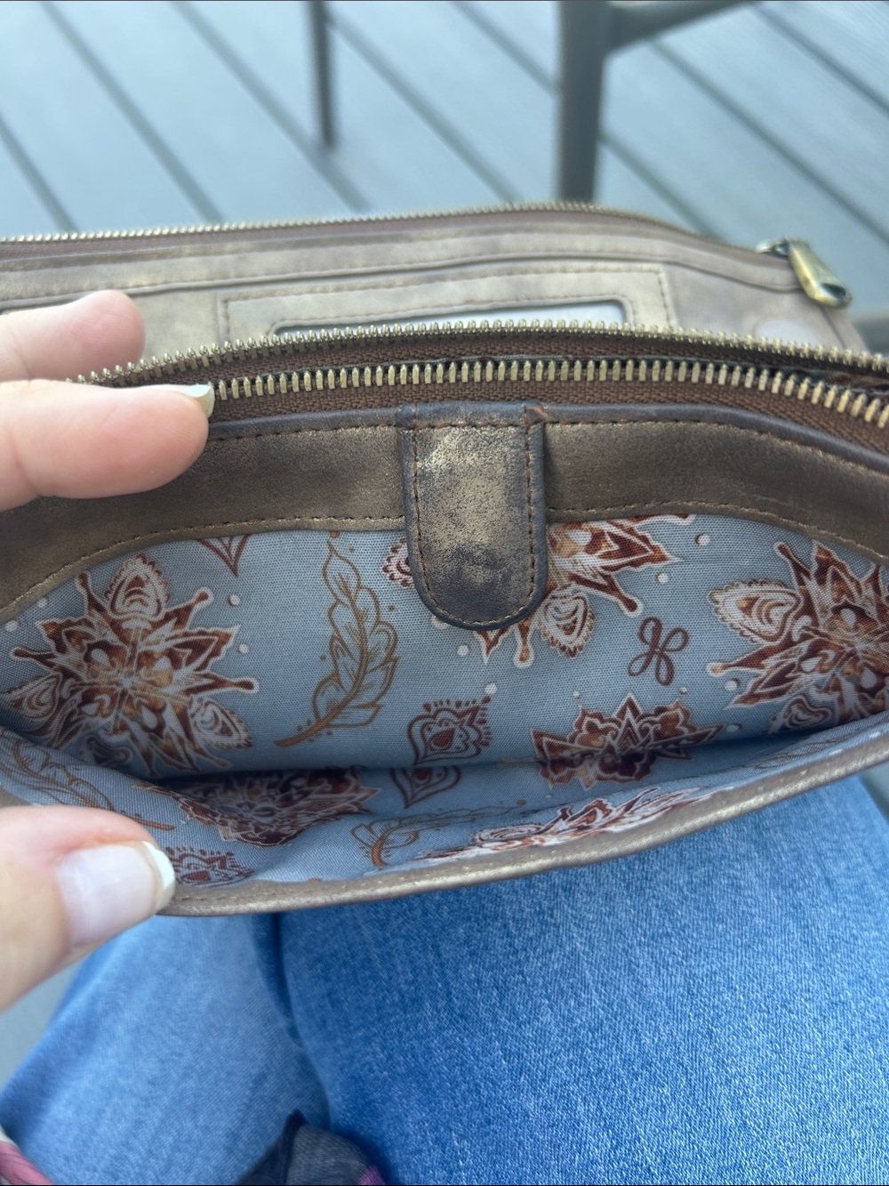 Hobo Taylor Leather Clutch Magnetic Wallet, Metallic very clean EUC, - Picture 6 of 8